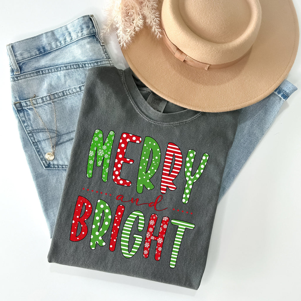 Merry and Bright Graphic Tee product image 2